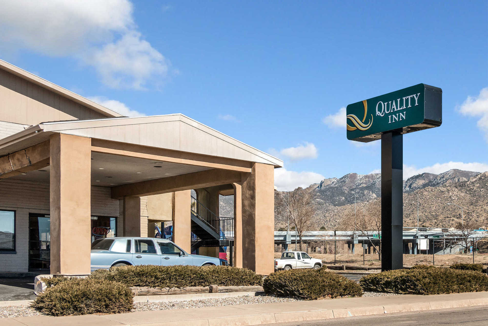 Desert Sands Inn & Suites Albuquerque Zewnętrze zdjęcie
